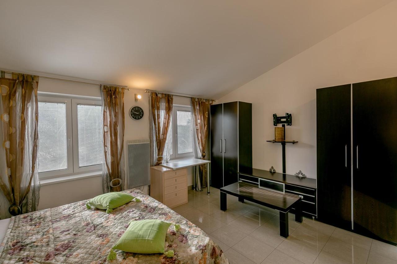 Olive Garden Apartment Petrovac Extérieur photo