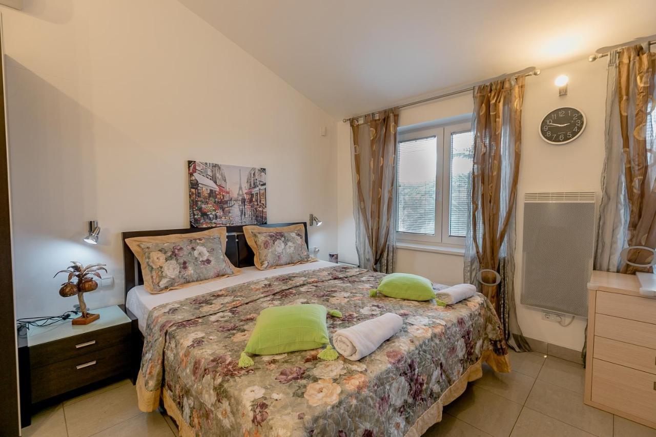 Olive Garden Apartment Petrovac Extérieur photo