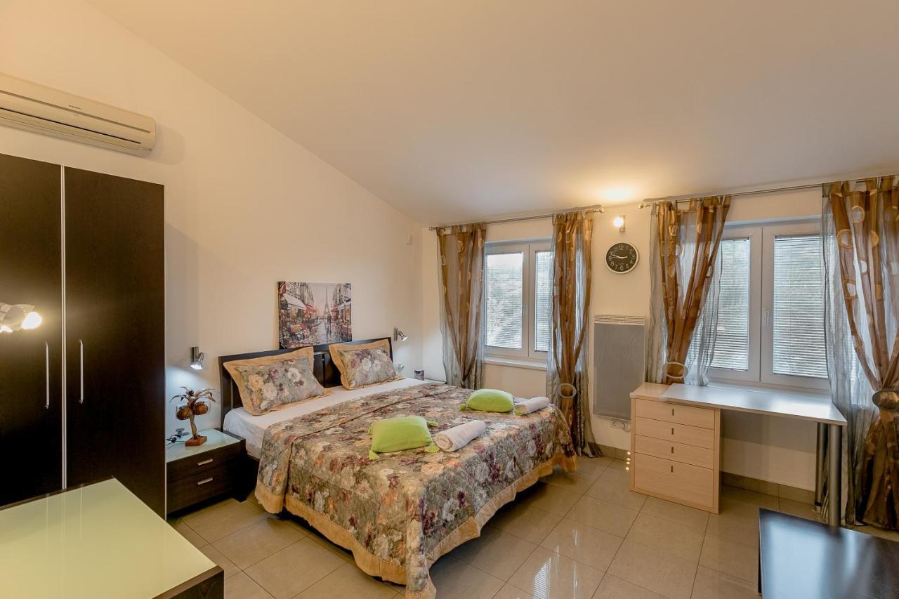Olive Garden Apartment Petrovac Extérieur photo